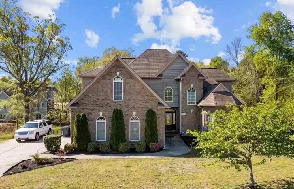 Keep the Green Realty Real Estate Company in Alamance, NC Mebane, NC